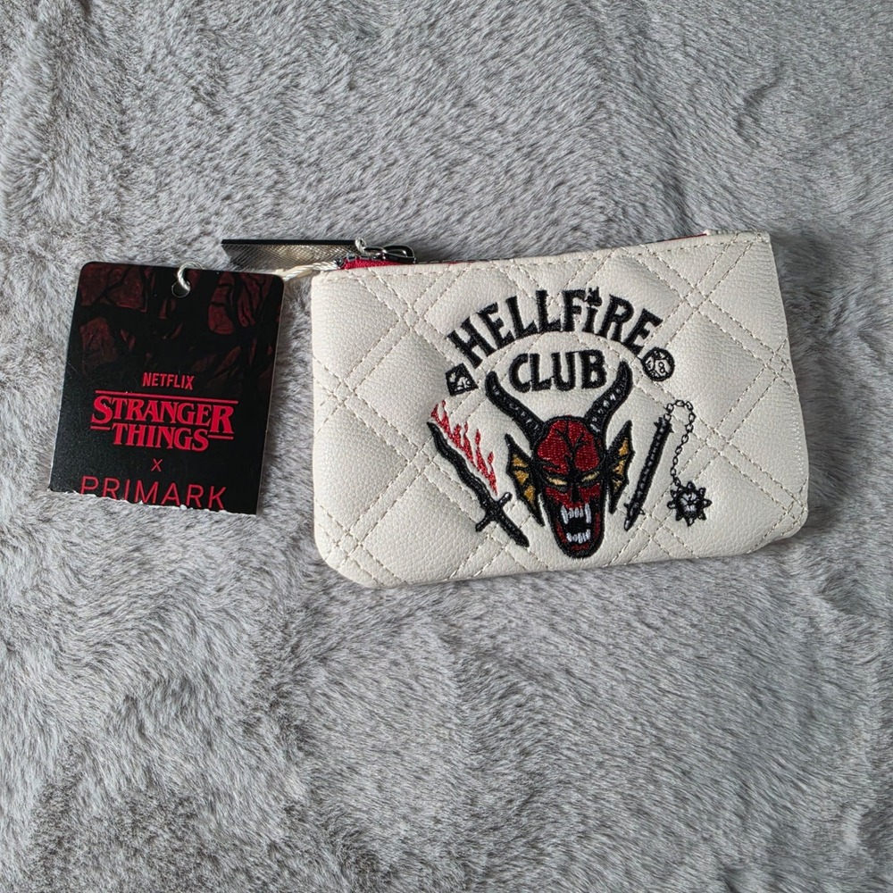 Primark Stranger Things Pouch Unisex OS Ecru Hellfire‎ Club Coin Purse NWT